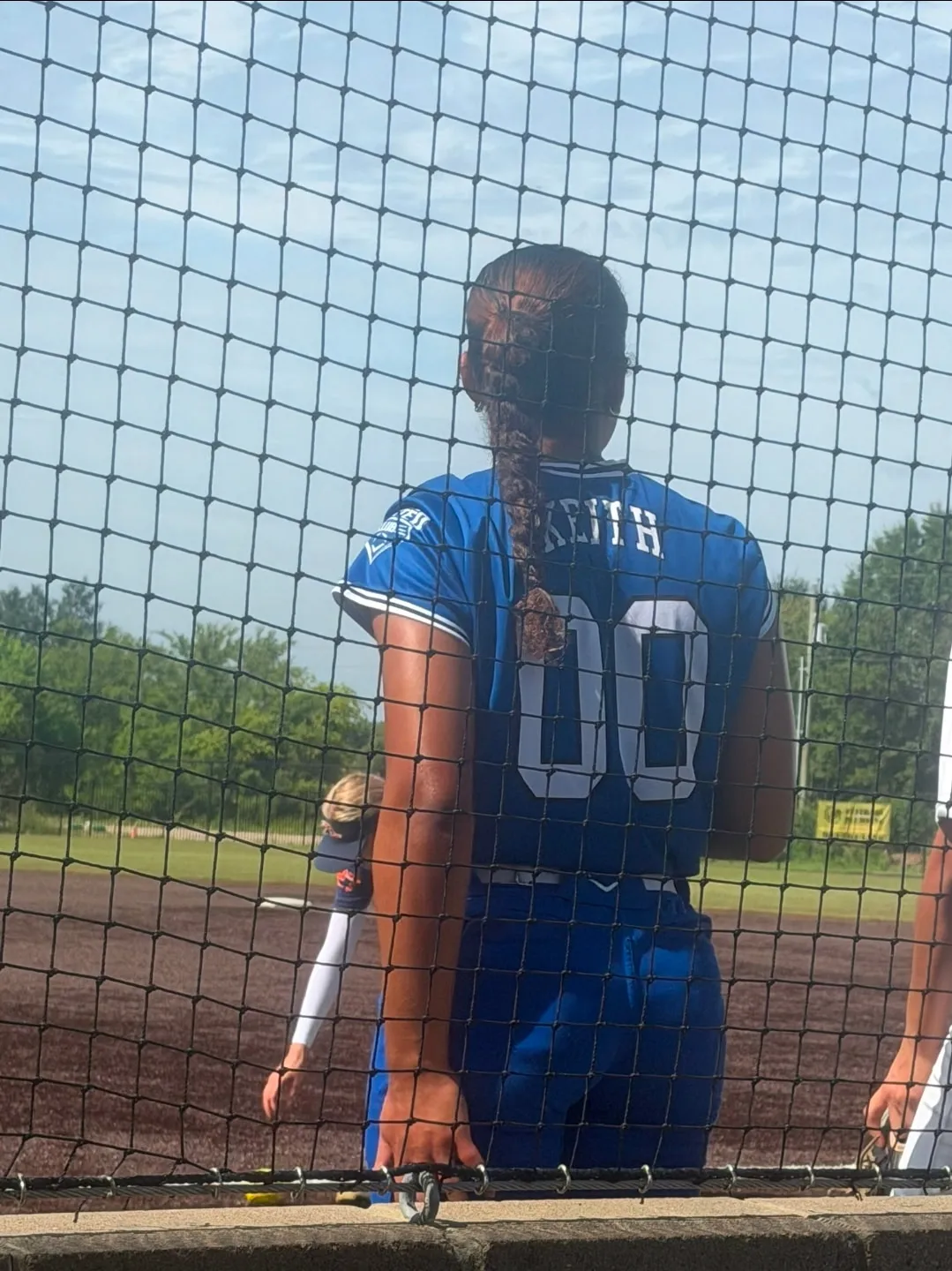 Kamri Keith catching